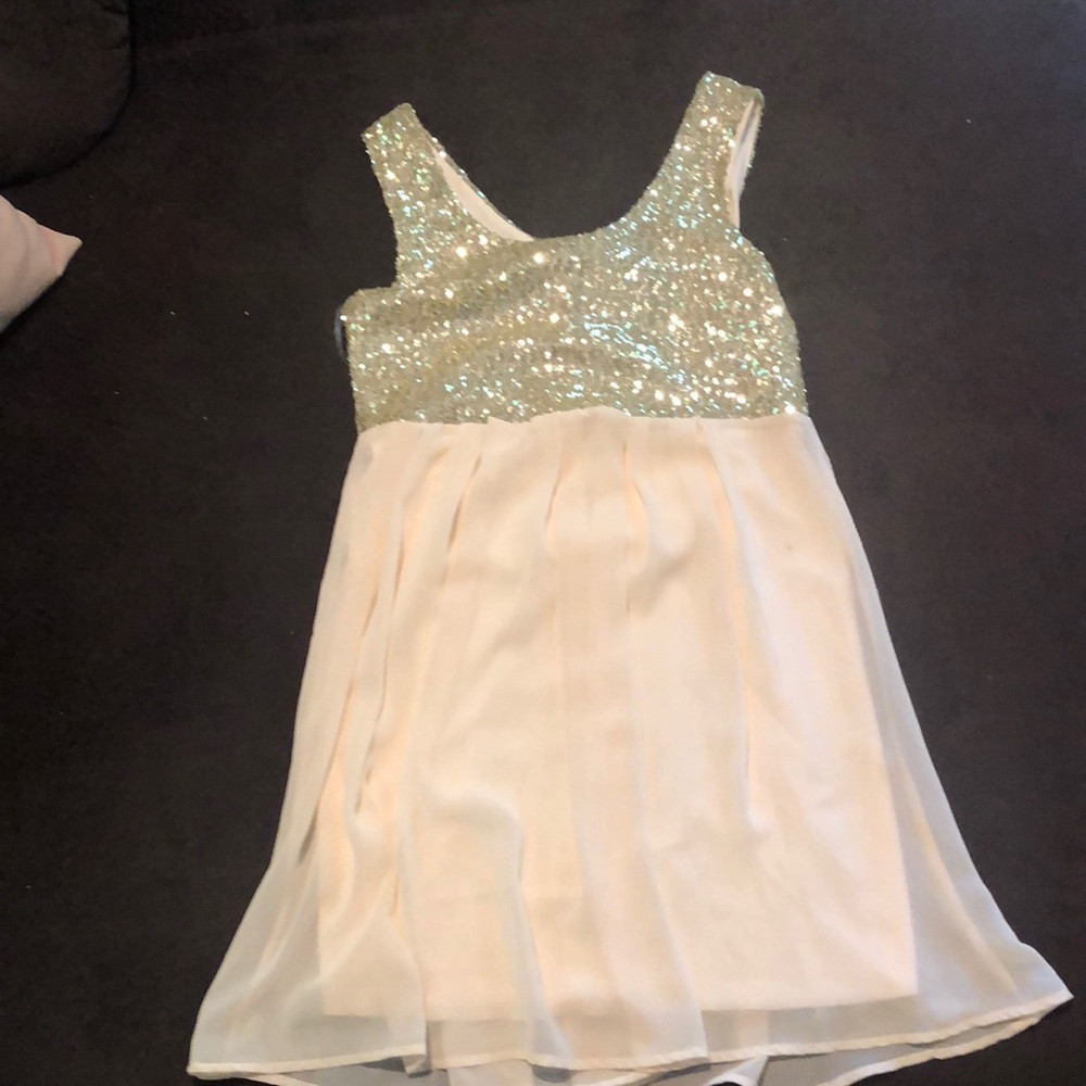 Rue 21 short gold glitter dress size small